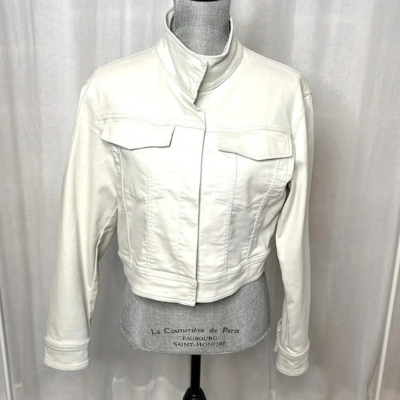 DKNY NWOT Cropped Cotton Jacket with Pockets, Size M - Picture 6 of 10